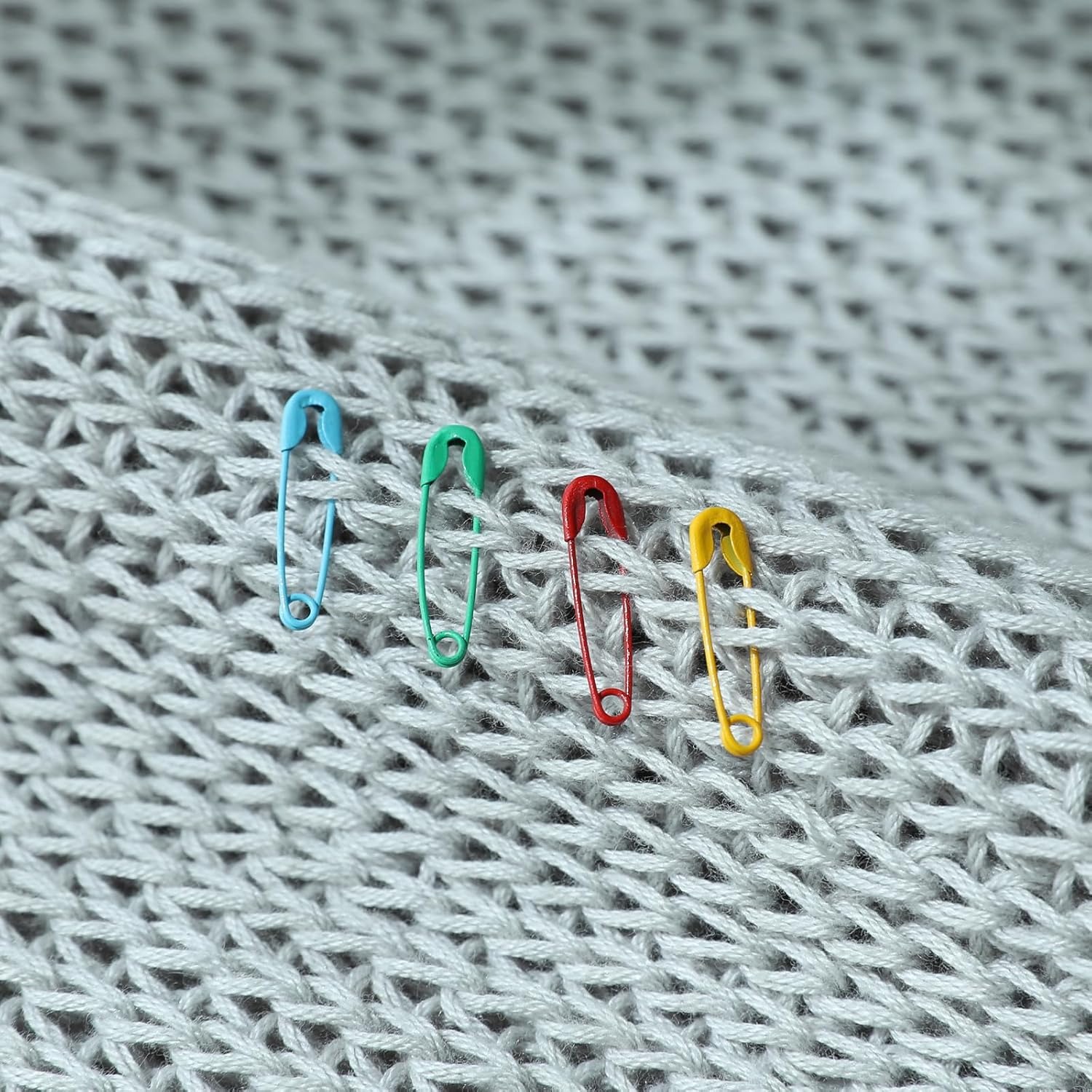 Colored Safety Pins,0.75 Inch  - Sewing Garments ulasan dan harga