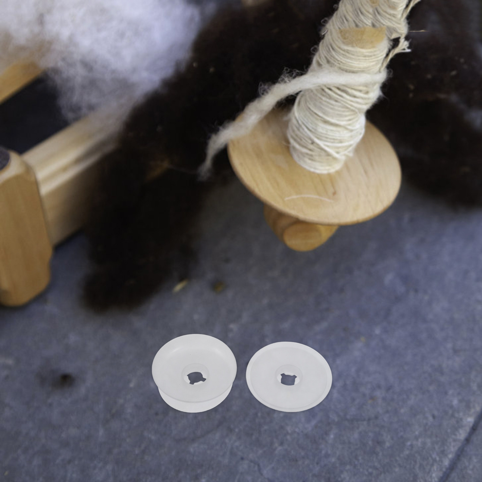 10Pcs Empty Bobbins for Thread - Bobbin Organizer Box ulasan dan harga